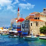 Best Honeymoon Tour Package: Romantic Getaways and Luxury Stays